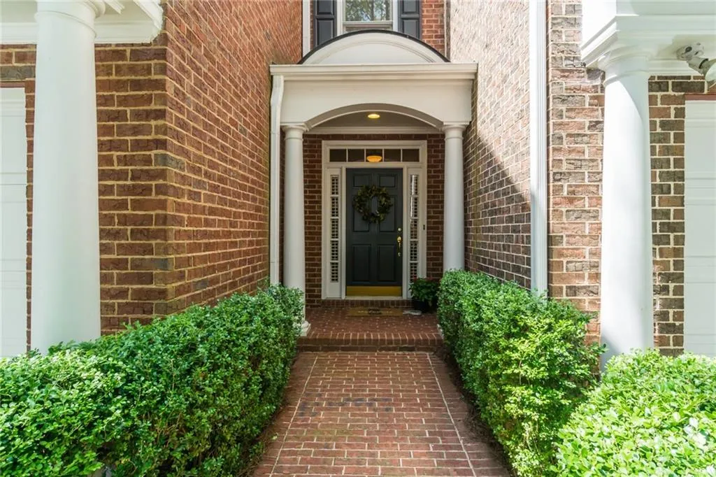 3 Carrington Way, Atlanta, Georgia 30328, 3 Bedrooms Bedrooms, ,2 BathroomsBathrooms,Residential,Sold,3 Carrington Way,6770253