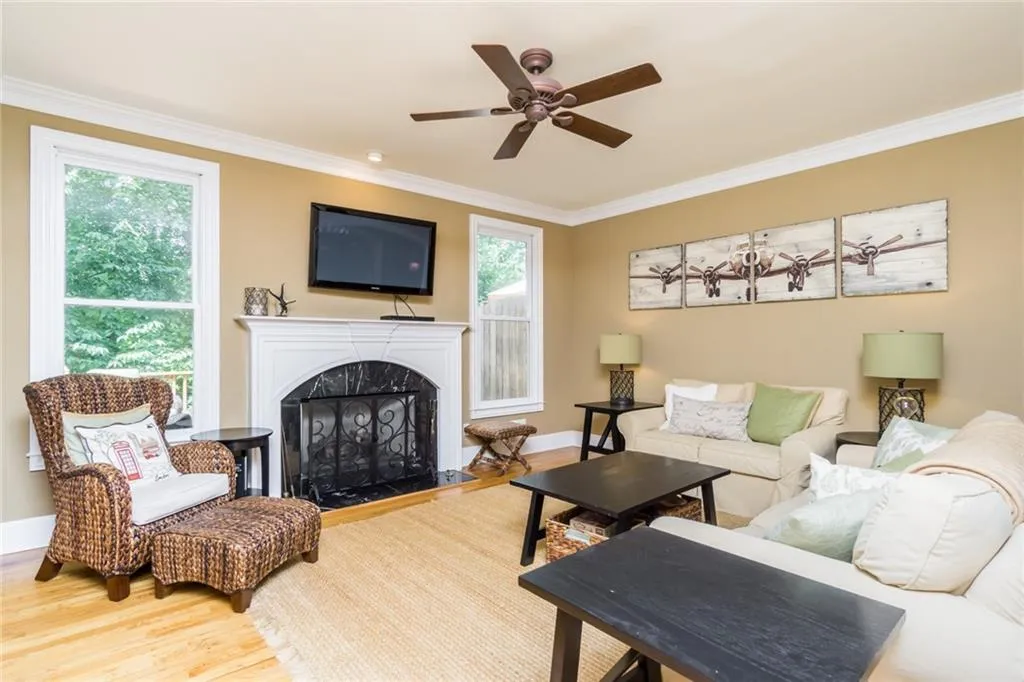 3 Carrington Way, Atlanta, Georgia 30328, 3 Bedrooms Bedrooms, ,2 BathroomsBathrooms,Residential,Sold,3 Carrington Way,6770253