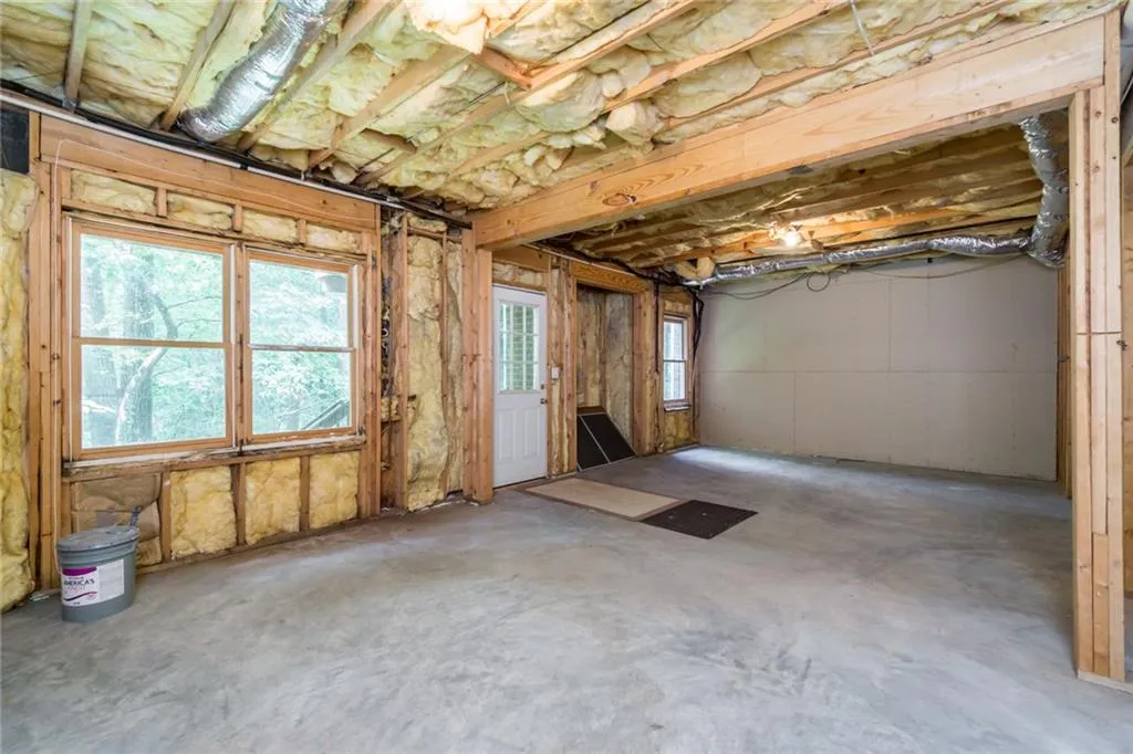 3 Carrington Way, Atlanta, Georgia 30328, 3 Bedrooms Bedrooms, ,2 BathroomsBathrooms,Residential,Sold,3 Carrington Way,6770253