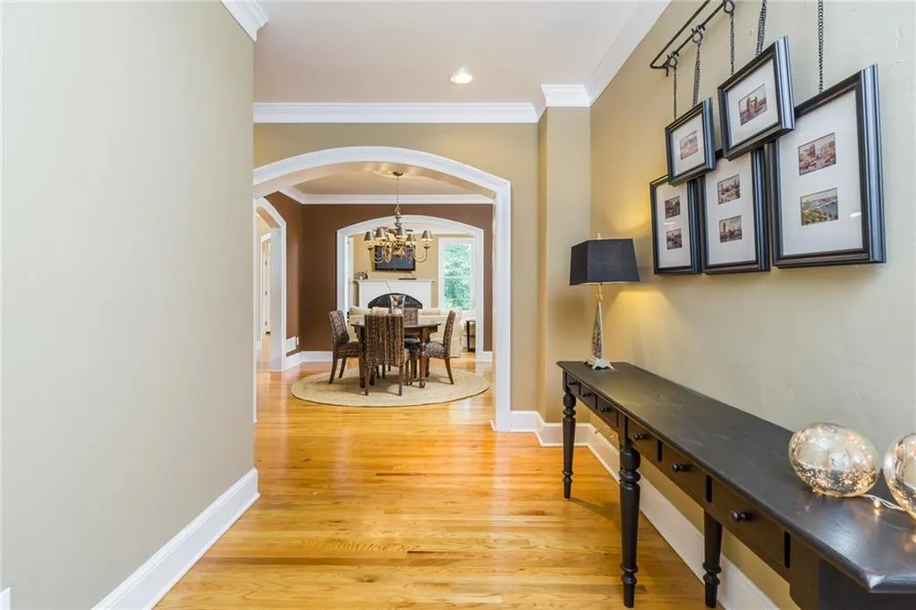 3 Carrington Way, Atlanta, Georgia 30328, 3 Bedrooms Bedrooms, ,2 BathroomsBathrooms,Residential,Sold,3 Carrington Way,6770253
