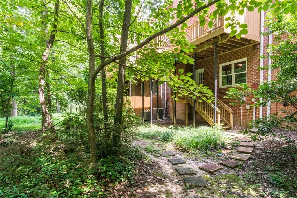 3 Carrington Way, Atlanta, Georgia 30328, 3 Bedrooms Bedrooms, ,2 BathroomsBathrooms,Residential,Sold,3 Carrington Way,6770253