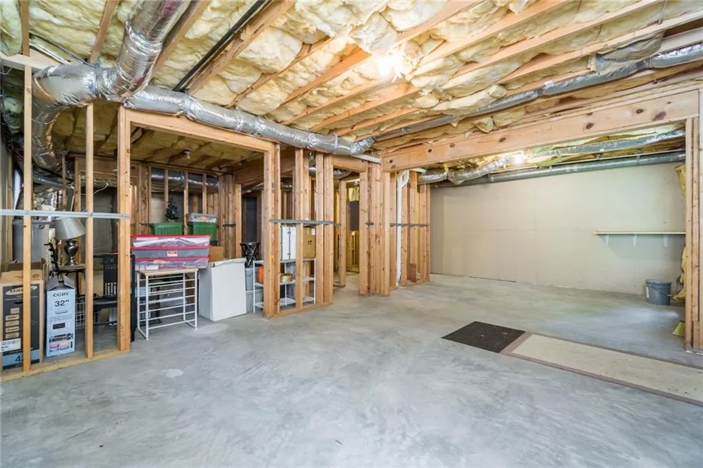 3 Carrington Way, Atlanta, Georgia 30328, 3 Bedrooms Bedrooms, ,2 BathroomsBathrooms,Residential,Sold,3 Carrington Way,6770253