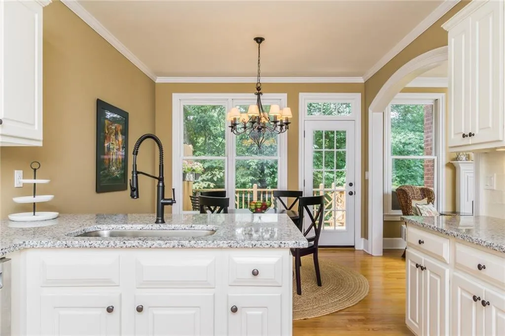 3 Carrington Way, Atlanta, Georgia 30328, 3 Bedrooms Bedrooms, ,2 BathroomsBathrooms,Residential,Sold,3 Carrington Way,6770253