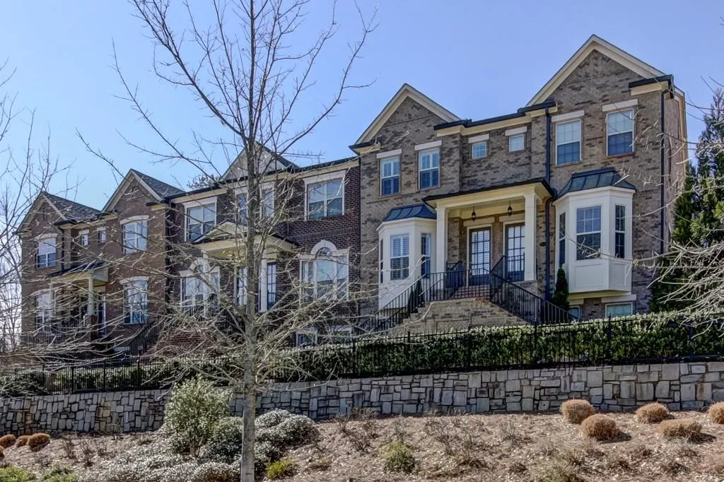 2840 Broughton Lane Se, Atlanta, Georgia 30339, 3 Bedrooms Bedrooms, ,3 BathroomsBathrooms,Residential,Sold,2840 Broughton Lane Se,5962644