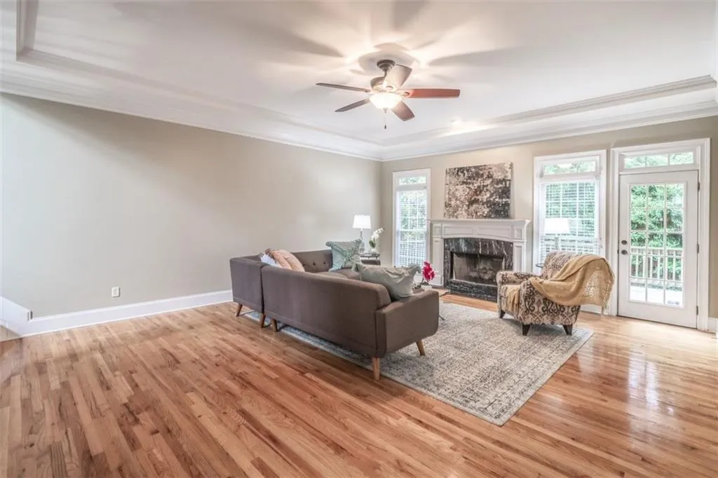 1000 Wescott Lane, Sandy Springs, Georgia 30319, 4 Bedrooms Bedrooms, ,4 BathroomsBathrooms,Residential,Sold,1000 Wescott Lane,6775779