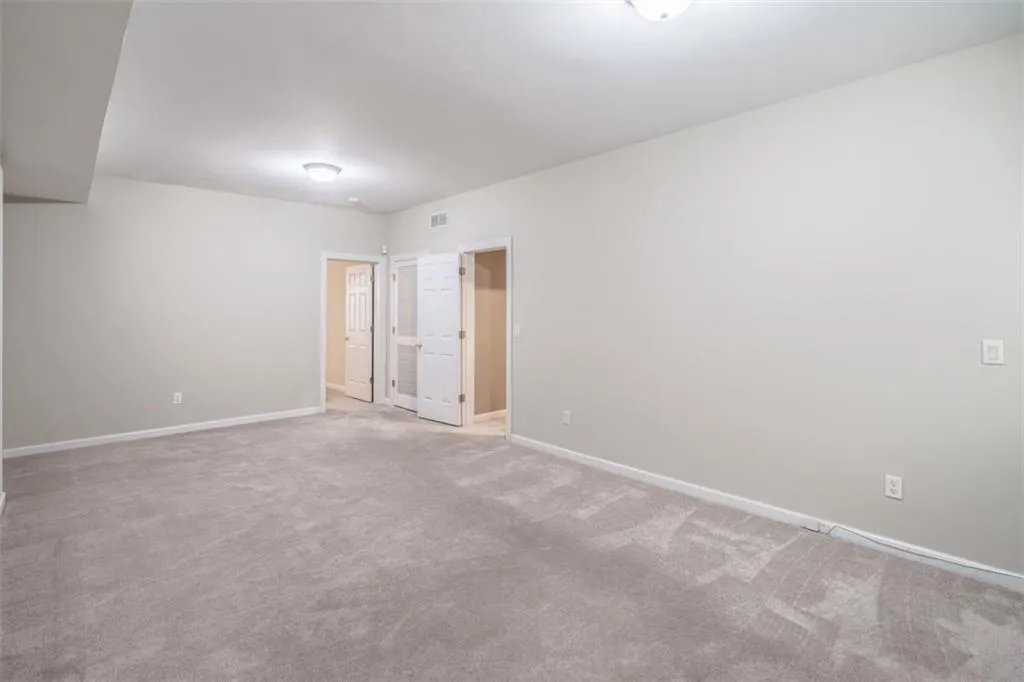 1000 Wescott Lane, Sandy Springs, Georgia 30319, 4 Bedrooms Bedrooms, ,4 BathroomsBathrooms,Residential,Sold,1000 Wescott Lane,6775779