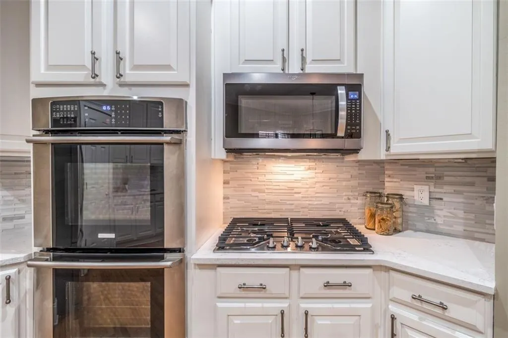 1000 Wescott Lane, Sandy Springs, Georgia 30319, 4 Bedrooms Bedrooms, ,4 BathroomsBathrooms,Residential,Sold,1000 Wescott Lane,6775779
