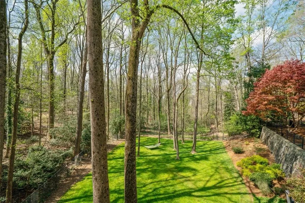 423 Tara Trail, Atlanta, Georgia 30327, 5 Bedrooms Bedrooms, ,4 BathroomsBathrooms,Residential,For Sale,423 Tara Trail,7745589