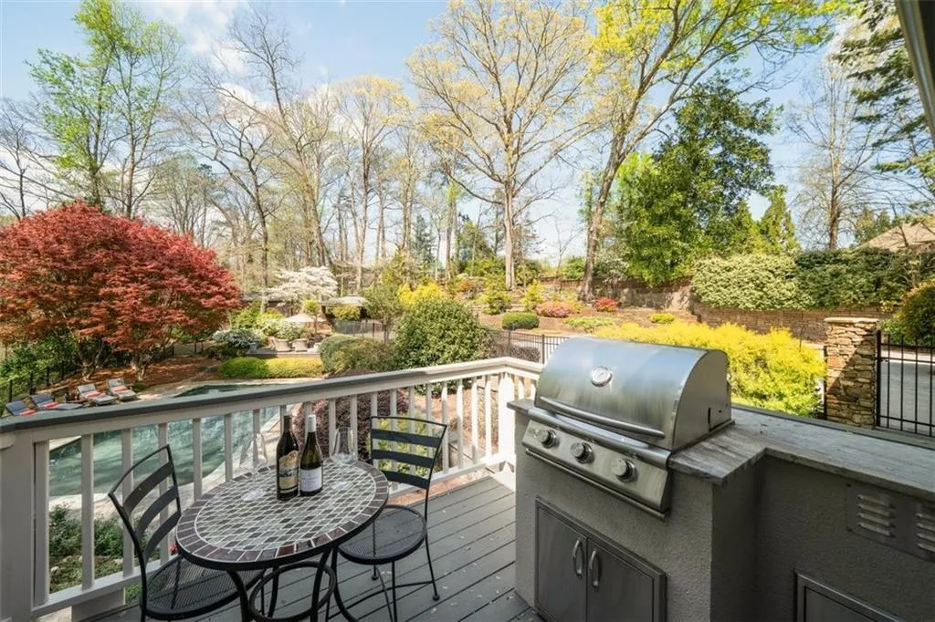 423 Tara Trail, Atlanta, Georgia 30327, 5 Bedrooms Bedrooms, ,4 BathroomsBathrooms,Residential,For Sale,423 Tara Trail,7745589