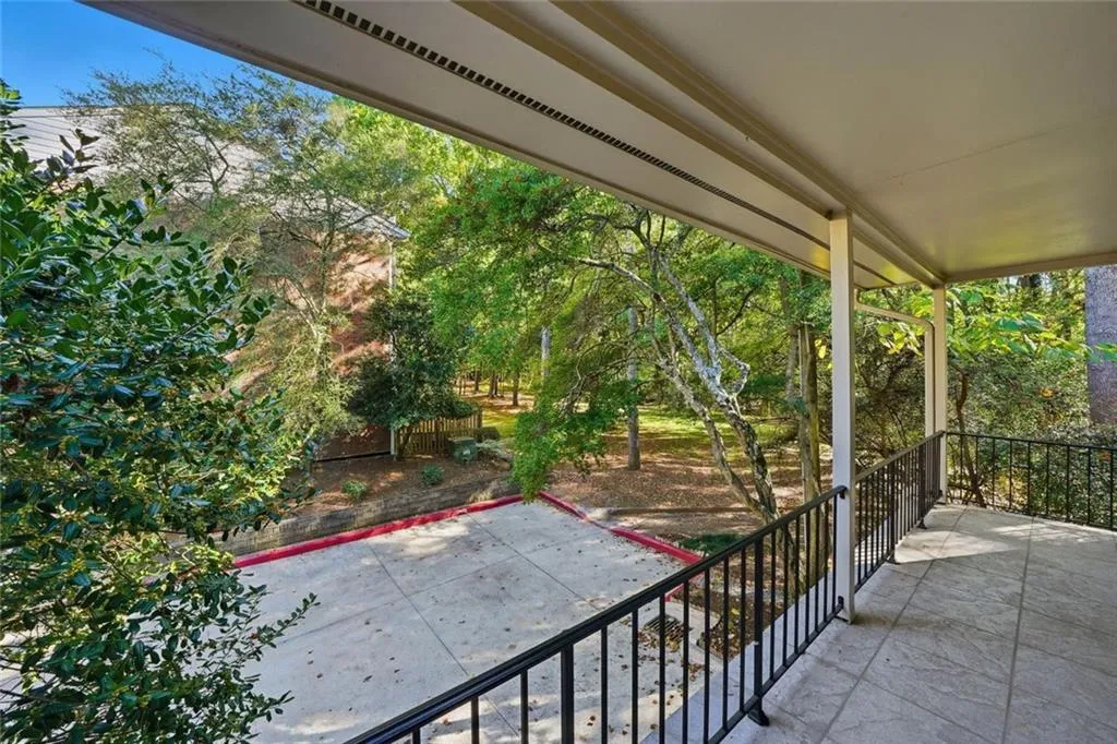 306 Brandywine Circle, Sandy Springs, Georgia 30350, 3 Bedrooms Bedrooms, ,2 BathroomsBathrooms,Residential,For Sale,306 Brandywine Circle,7671109