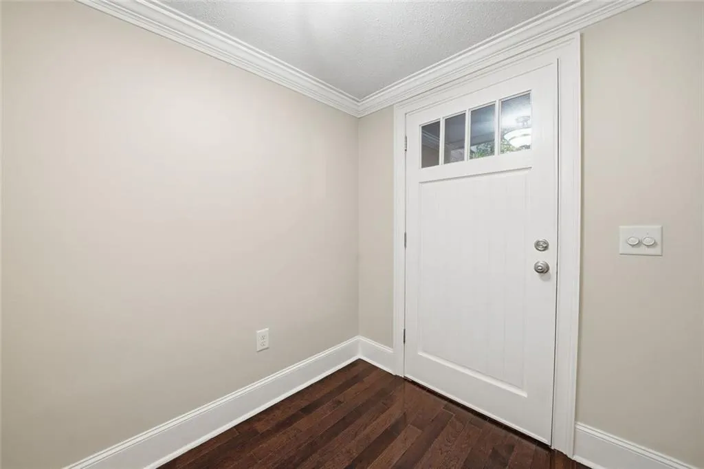 306 Brandywine Circle, Sandy Springs, Georgia 30350, 3 Bedrooms Bedrooms, ,2 BathroomsBathrooms,Residential,For Sale,306 Brandywine Circle,7671109