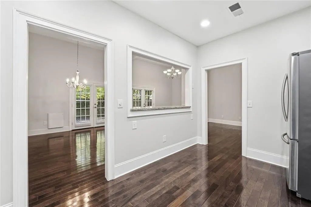 306 Brandywine Circle, Sandy Springs, Georgia 30350, 3 Bedrooms Bedrooms, ,2 BathroomsBathrooms,Residential,For Sale,306 Brandywine Circle,7671109