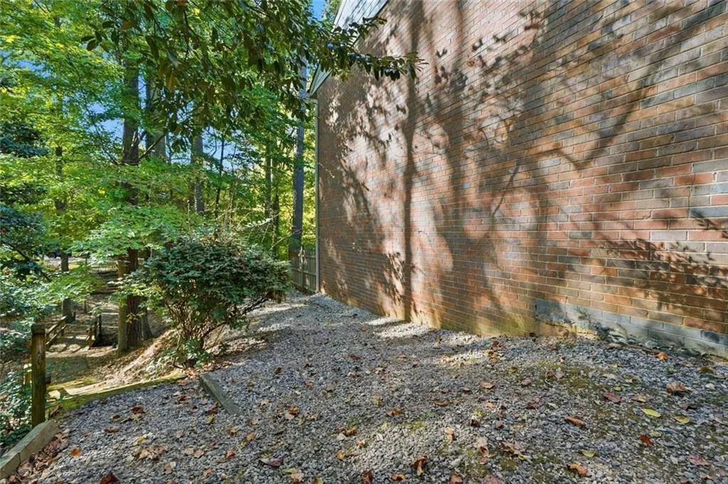 306 Brandywine Circle, Sandy Springs, Georgia 30350, 3 Bedrooms Bedrooms, ,2 BathroomsBathrooms,Residential,For Sale,306 Brandywine Circle,7671109