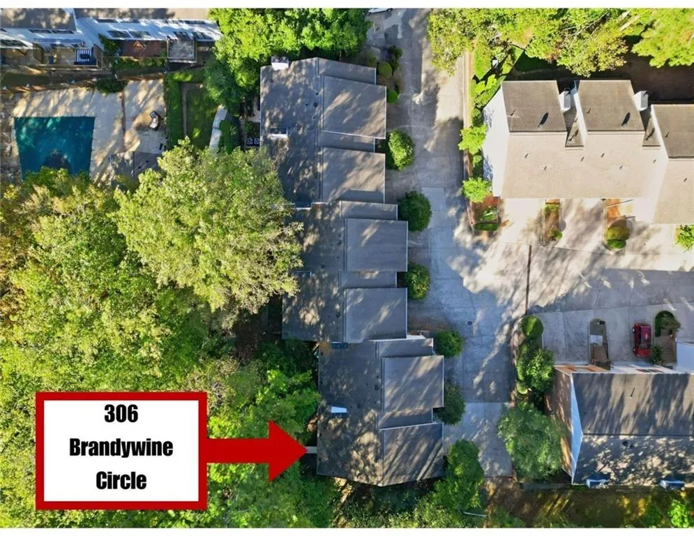 306 Brandywine Circle, Sandy Springs, Georgia 30350, 3 Bedrooms Bedrooms, ,2 BathroomsBathrooms,Residential,For Sale,306 Brandywine Circle,7671109