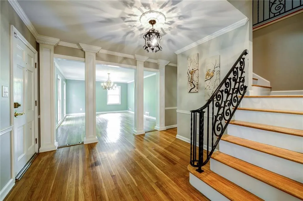 7150 Brandon Mill Road, Sandy Springs, Georgia 30328, 5 Bedrooms Bedrooms, ,3 BathroomsBathrooms,Residential,Sold,7150 Brandon Mill Road,6541881