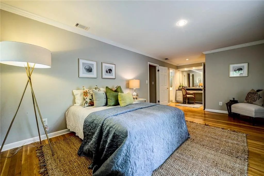 7150 Brandon Mill Road, Sandy Springs, Georgia 30328, 5 Bedrooms Bedrooms, ,3 BathroomsBathrooms,Residential,Sold,7150 Brandon Mill Road,6541881