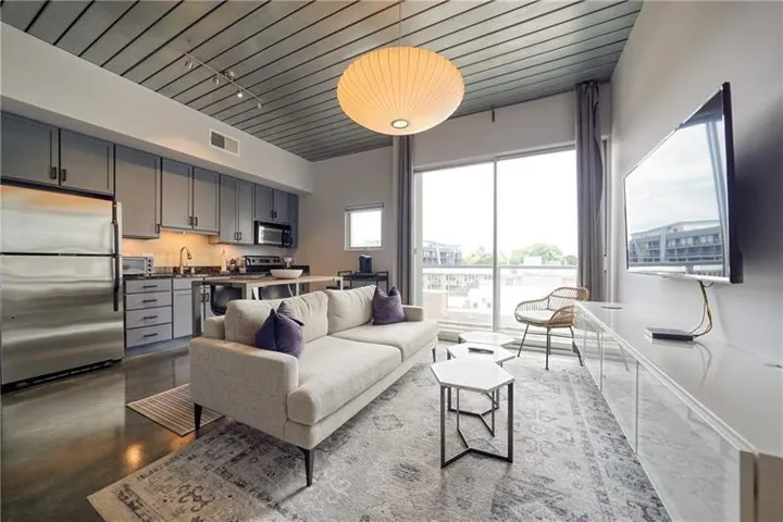 620 Glen Iris Drive Ne Unit 506, Atlanta, Georgia 30308