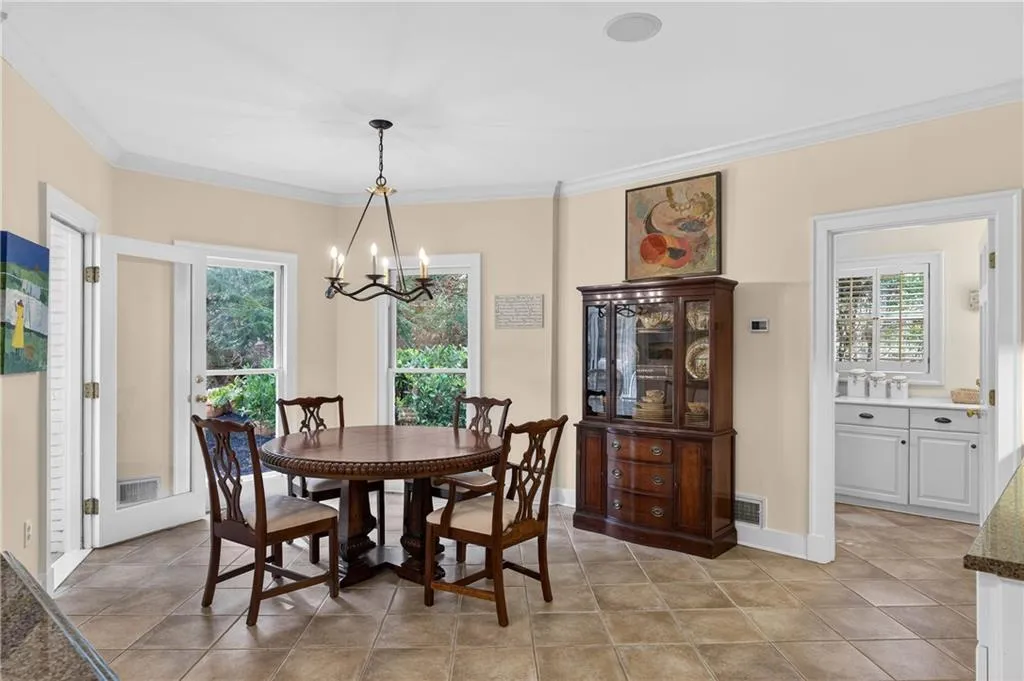 1735 Winterthur Close Nw, Sandy Springs, Georgia 30328, 5 Bedrooms Bedrooms, ,4 BathroomsBathrooms,Residential,For Sale,1735 Winterthur Close Nw,7713110