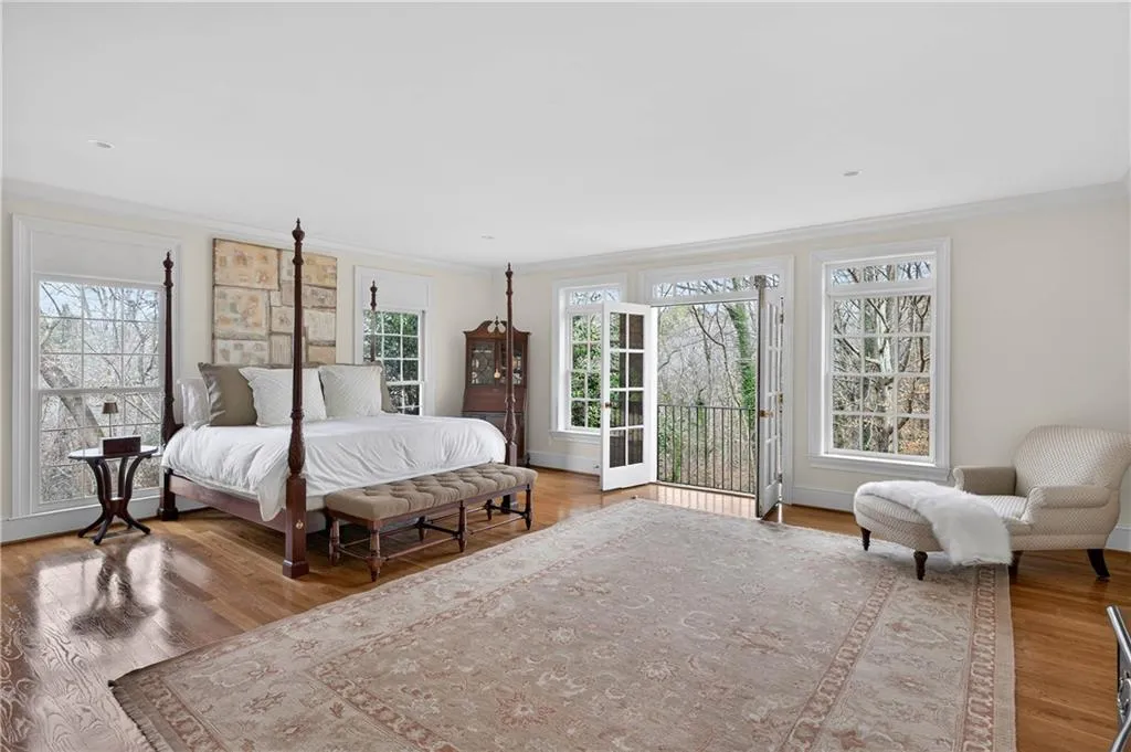 1735 Winterthur Close Nw, Sandy Springs, Georgia 30328, 5 Bedrooms Bedrooms, ,4 BathroomsBathrooms,Residential,For Sale,1735 Winterthur Close Nw,7713110