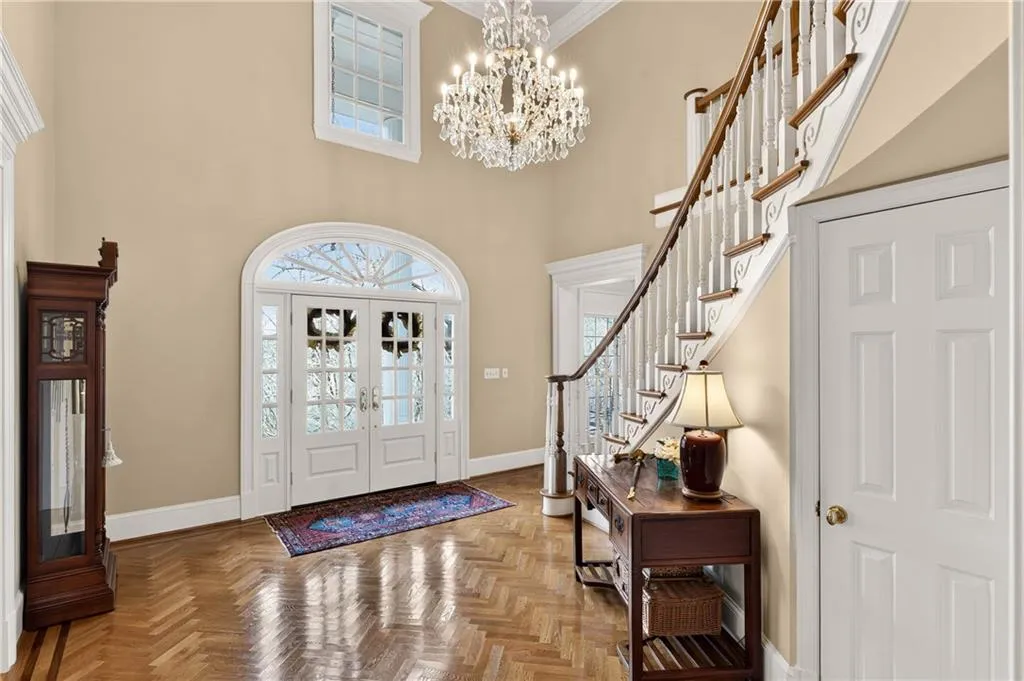 1735 Winterthur Close Nw, Sandy Springs, Georgia 30328, 5 Bedrooms Bedrooms, ,4 BathroomsBathrooms,Residential,For Sale,1735 Winterthur Close Nw,7713110