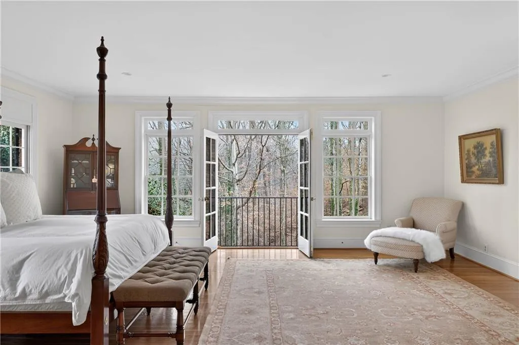 1735 Winterthur Close Nw, Sandy Springs, Georgia 30328, 5 Bedrooms Bedrooms, ,4 BathroomsBathrooms,Residential,For Sale,1735 Winterthur Close Nw,7713110