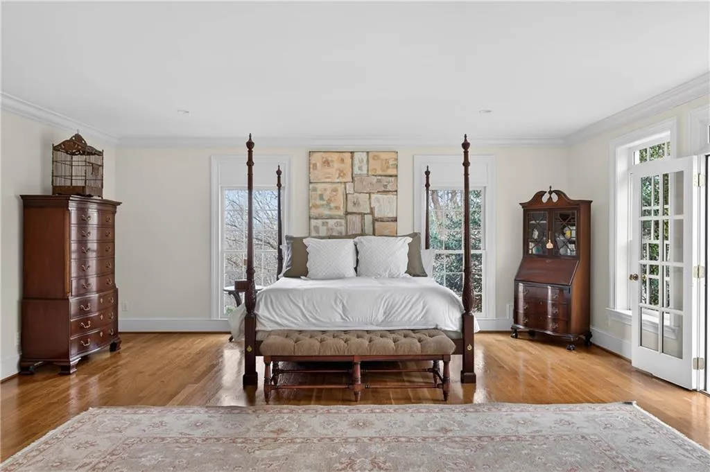 1735 Winterthur Close Nw, Sandy Springs, Georgia 30328, 5 Bedrooms Bedrooms, ,4 BathroomsBathrooms,Residential,For Sale,1735 Winterthur Close Nw,7713110