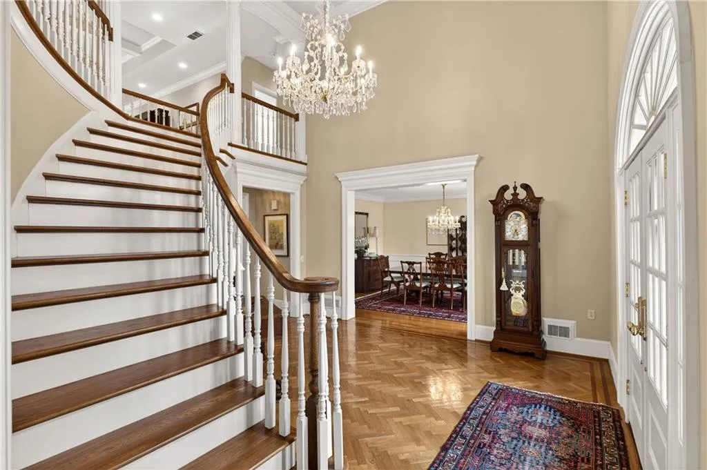 1735 Winterthur Close Nw, Sandy Springs, Georgia 30328, 5 Bedrooms Bedrooms, ,4 BathroomsBathrooms,Residential,For Sale,1735 Winterthur Close Nw,7713110