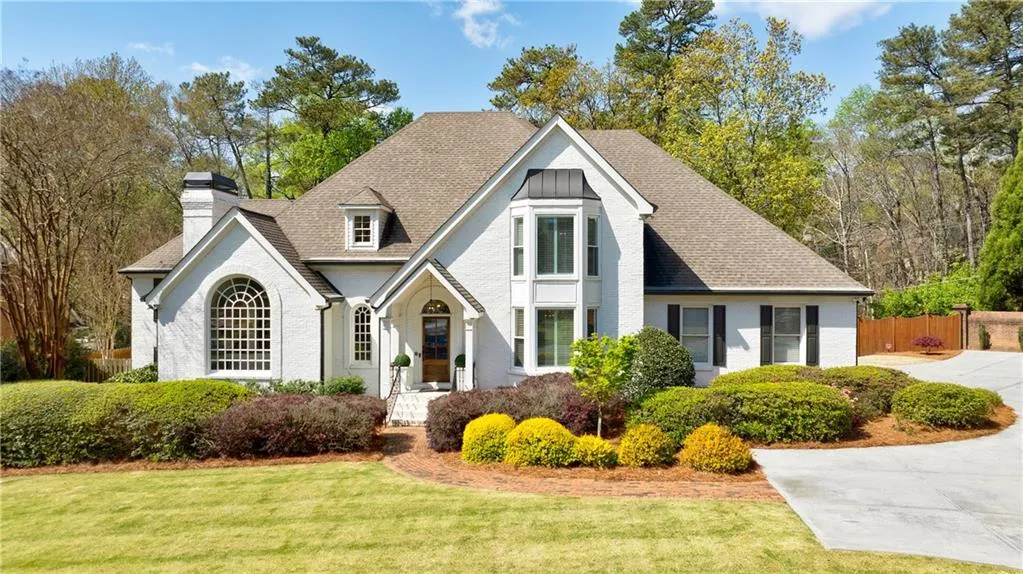 885 Curlew Court Nw, Atlanta, Georgia 30327, 5 Bedrooms Bedrooms, ,5 BathroomsBathrooms,Residential,Sold,885 Curlew Court Nw,7361527
