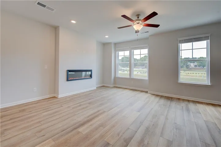 3006 Daybreak Lane, Newnan, Georgia 30265