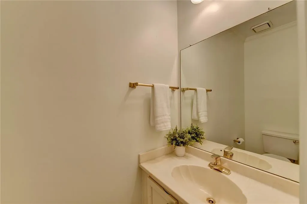 7500 Roswell Road Unit 65, Atlanta, Georgia 30350, 2 Bedrooms Bedrooms, ,2 BathroomsBathrooms,Residential,Sold,7500 Roswell Road Unit 65,7446802