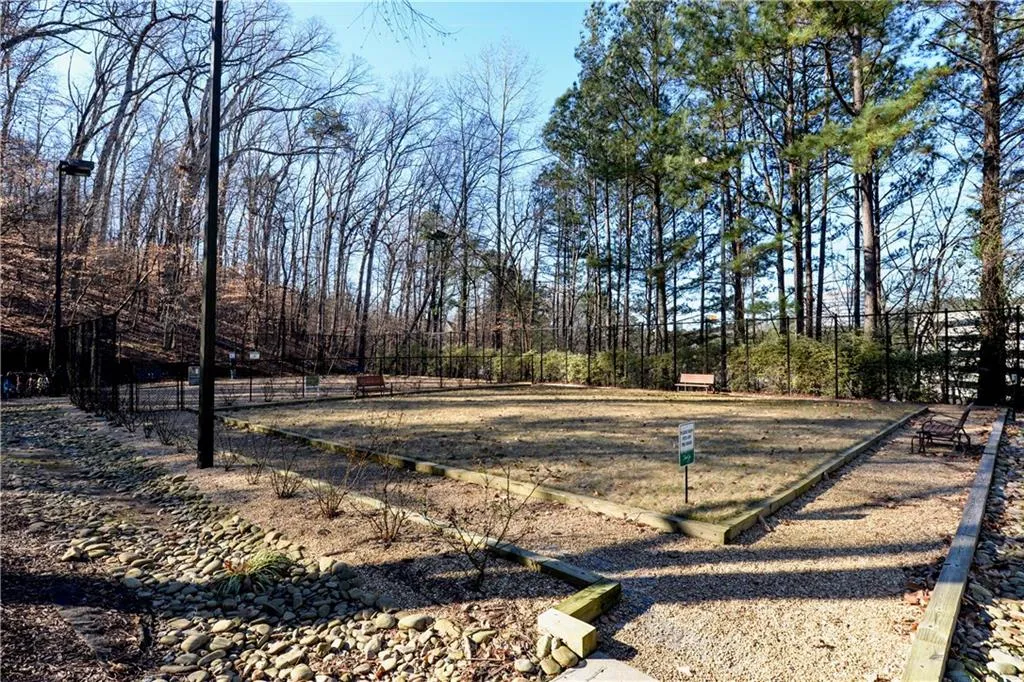 703 Bainbridge Drive Unit 703, Atlanta, Georgia 30327, 2 Bedrooms Bedrooms, ,2 BathroomsBathrooms,Residential,Sold,703 Bainbridge Drive Unit 703,6117194
