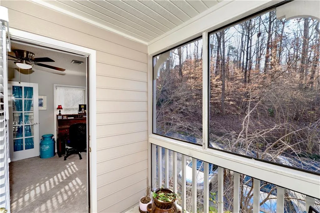 703 Bainbridge Drive Unit 703, Atlanta, Georgia 30327, 2 Bedrooms Bedrooms, ,2 BathroomsBathrooms,Residential,Sold,703 Bainbridge Drive Unit 703,6117194