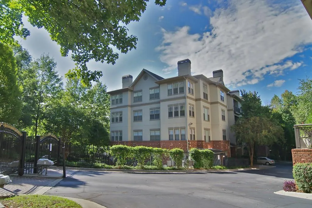 5559 Glenridge Drive Unit 1108, Atlanta, Georgia 30342, 1 Bedroom Bedrooms, ,1 BathroomBathrooms,Residential,Sold,5559 Glenridge Drive Unit 1108,5630764