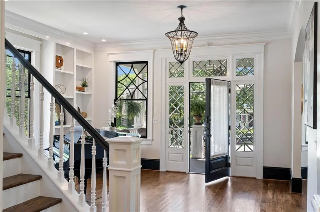 34 Peachtree Circle Ne, Atlanta, Georgia 30309, 5 Bedrooms Bedrooms, ,5 BathroomsBathrooms,Residential,For Sale,34 Peachtree Circle Ne,7616623