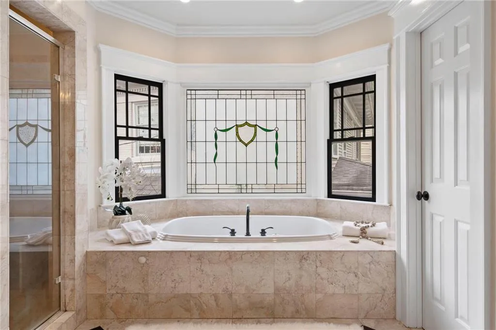34 Peachtree Circle Ne, Atlanta, Georgia 30309, 5 Bedrooms Bedrooms, ,5 BathroomsBathrooms,Residential,For Sale,34 Peachtree Circle Ne,7616623
