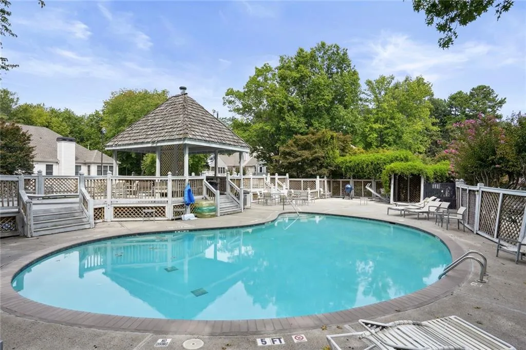 608 Abingdon Way, Atlanta, Georgia 30328, 2 Bedrooms Bedrooms, ,2 BathroomsBathrooms,Residential,Sold,608 Abingdon Way,7452787