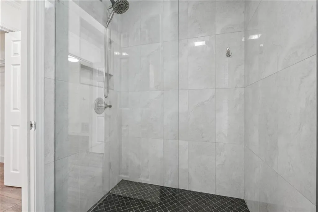 608 Abingdon Way, Atlanta, Georgia 30328, 2 Bedrooms Bedrooms, ,2 BathroomsBathrooms,Residential,Sold,608 Abingdon Way,7452787