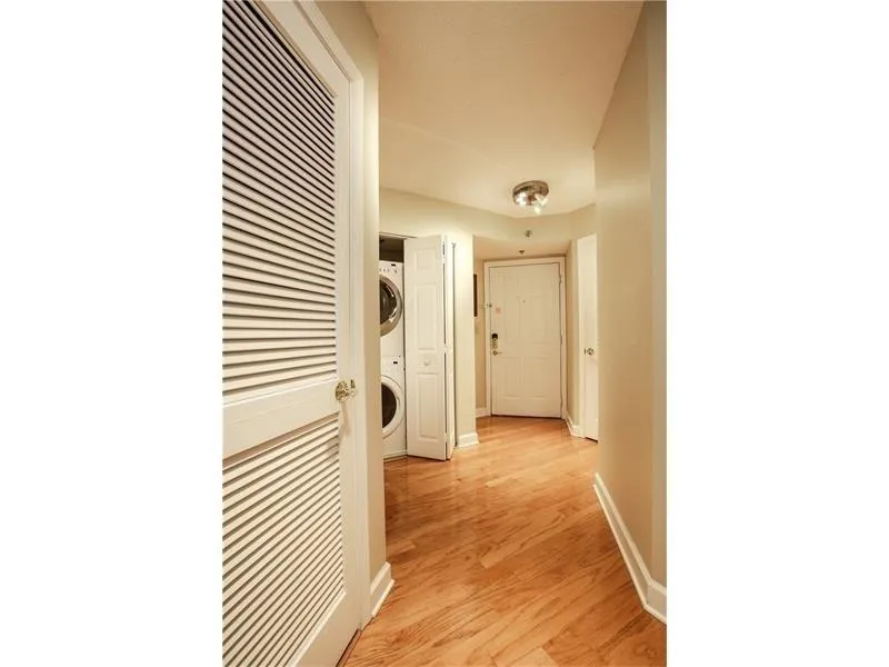 795 Hammond Drive Unit 1008, Atlanta, Georgia 30328, 1 Bedroom Bedrooms, ,1 BathroomBathrooms,Residential,Sold,795 Hammond Drive Unit 1008,5925101