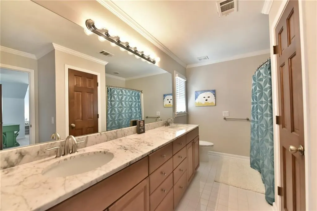 7410 Crompton Court N, Atlanta, Georgia 30350, 5 Bedrooms Bedrooms, ,4 BathroomsBathrooms,Residential,Sold,7410 Crompton Court N,5825836