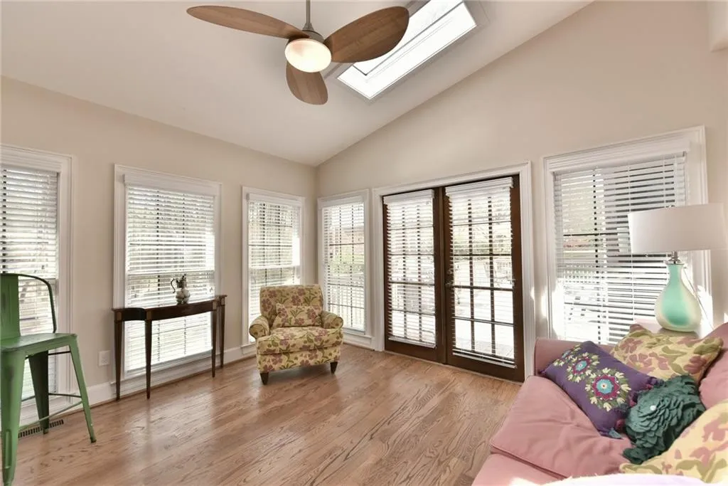 7410 Crompton Court N, Atlanta, Georgia 30350, 5 Bedrooms Bedrooms, ,4 BathroomsBathrooms,Residential,Sold,7410 Crompton Court N,5825836