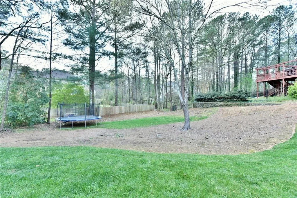 7410 Crompton Court N, Atlanta, Georgia 30350, 5 Bedrooms Bedrooms, ,4 BathroomsBathrooms,Residential,Sold,7410 Crompton Court N,5825836