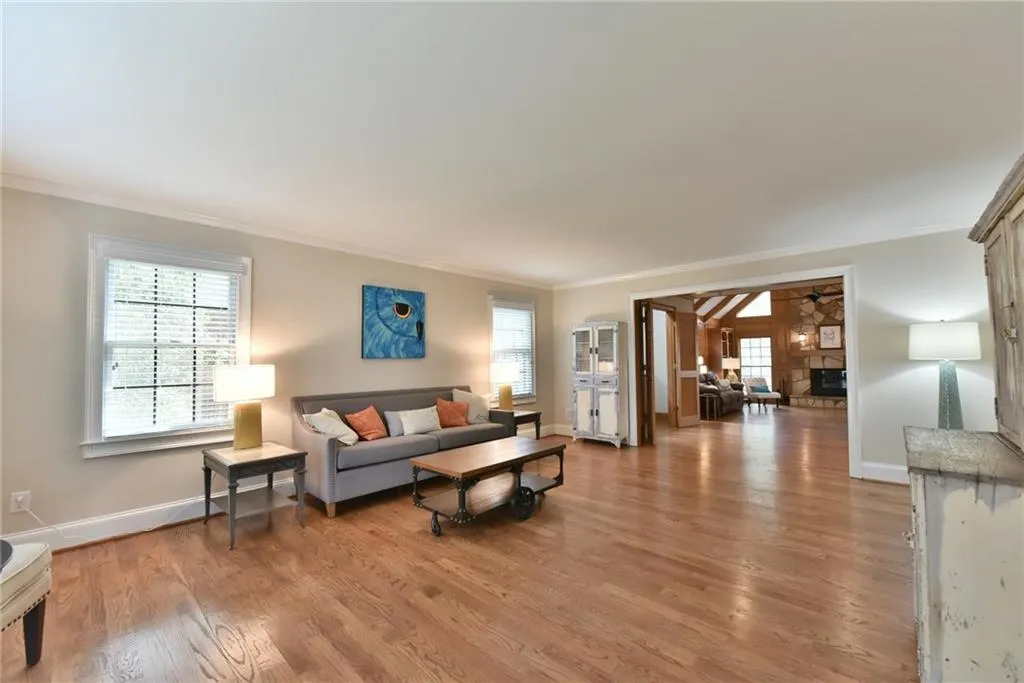 7410 Crompton Court N, Atlanta, Georgia 30350, 5 Bedrooms Bedrooms, ,4 BathroomsBathrooms,Residential,Sold,7410 Crompton Court N,5825836
