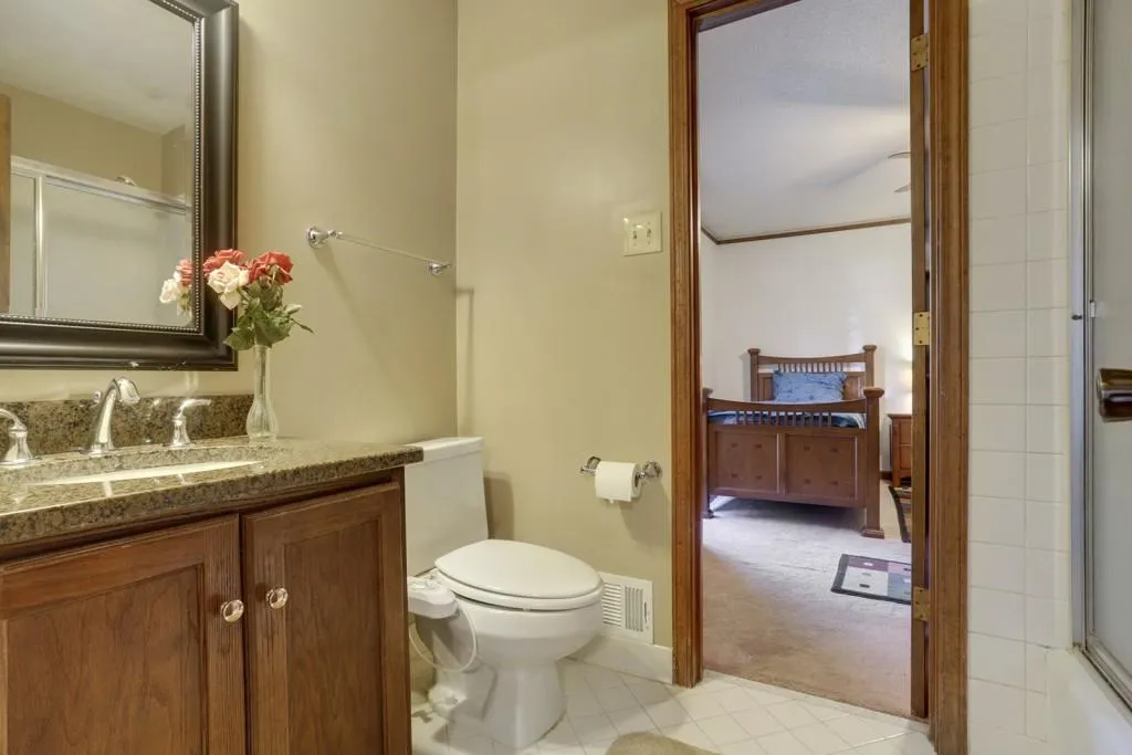 420 Riverhill Drive, Sandy Springs, Georgia 30328, 4 Bedrooms Bedrooms, ,3 BathroomsBathrooms,Residential,Sold,420 Riverhill Drive,5631958