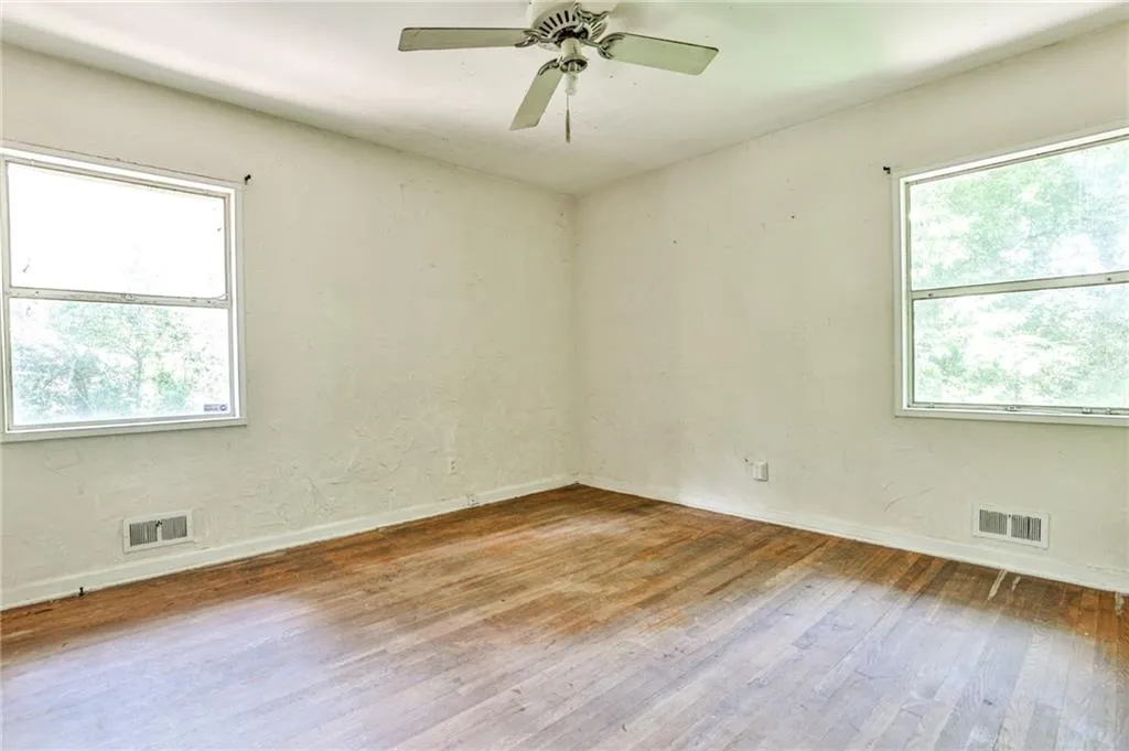 500 Brookfield Drive Ne, Sandy Springs, Georgia 30342, 3 Bedrooms Bedrooms, ,2 BathroomsBathrooms,Residential,Sold,500 Brookfield Drive Ne,7072422