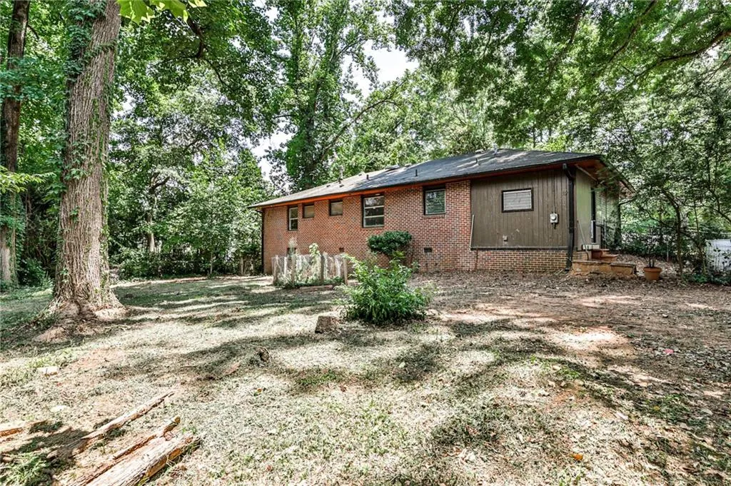 500 Brookfield Drive Ne, Sandy Springs, Georgia 30342, 3 Bedrooms Bedrooms, ,2 BathroomsBathrooms,Residential,Sold,500 Brookfield Drive Ne,7072422