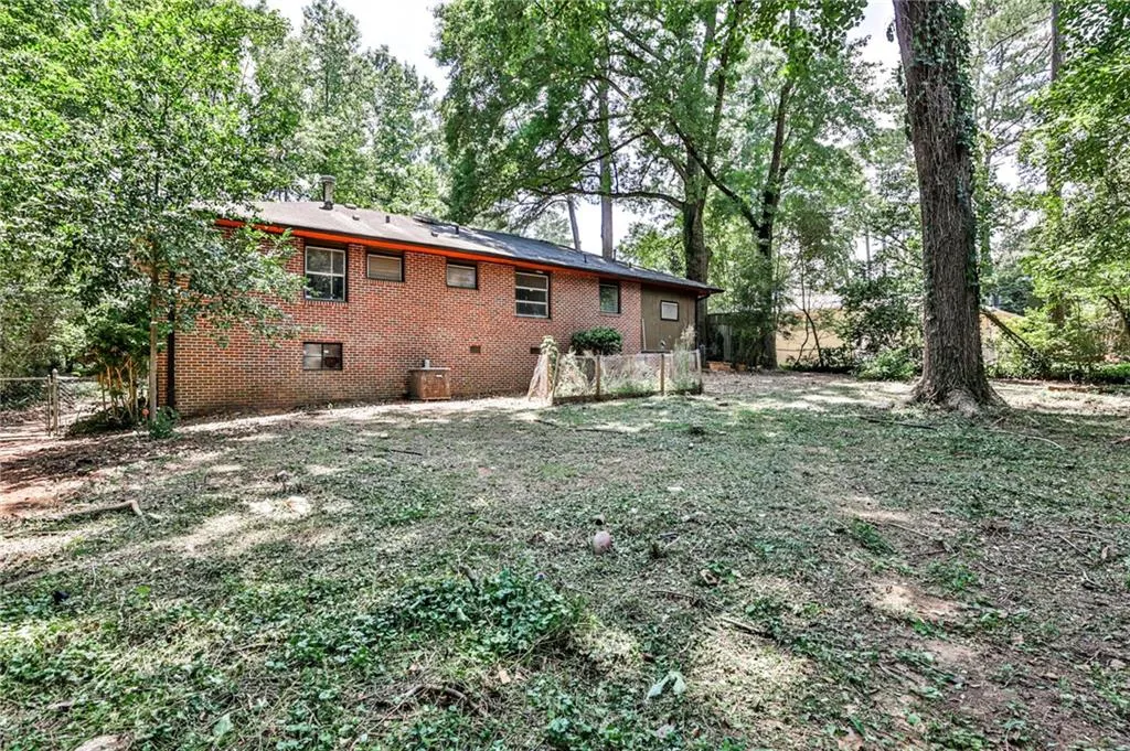 500 Brookfield Drive Ne, Sandy Springs, Georgia 30342, 3 Bedrooms Bedrooms, ,2 BathroomsBathrooms,Residential,Sold,500 Brookfield Drive Ne,7072422