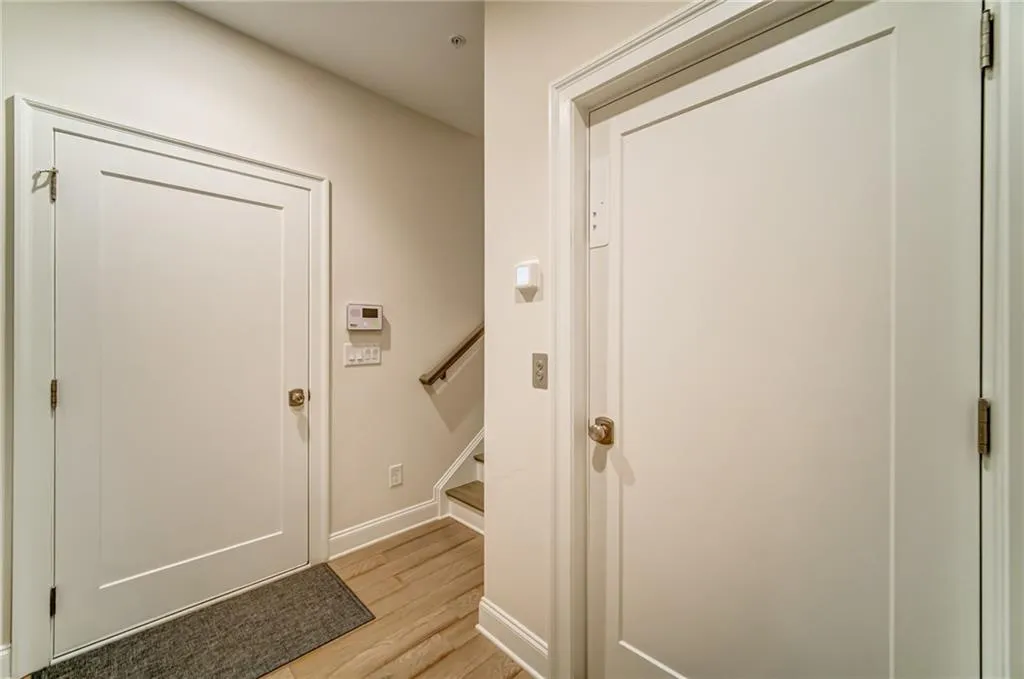 4512 Collins Avenue Unit 10, Atlanta, Georgia 30342, 4 Bedrooms Bedrooms, ,4 BathroomsBathrooms,Residential,Sold,4512 Collins Avenue Unit 10,6812831