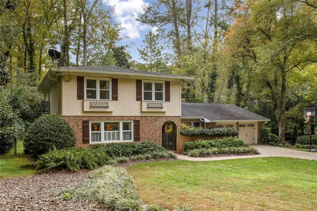 540 Tanacrest Drive, Sandy Springs, Georgia 30328, 3 Bedrooms Bedrooms, ,2 BathroomsBathrooms,Residential,Sold,540 Tanacrest Drive,6962905