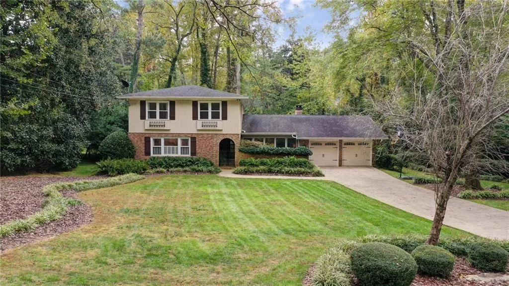 540 Tanacrest Drive, Sandy Springs, Georgia 30328, 3 Bedrooms Bedrooms, ,2 BathroomsBathrooms,Residential,Sold,540 Tanacrest Drive,6962905