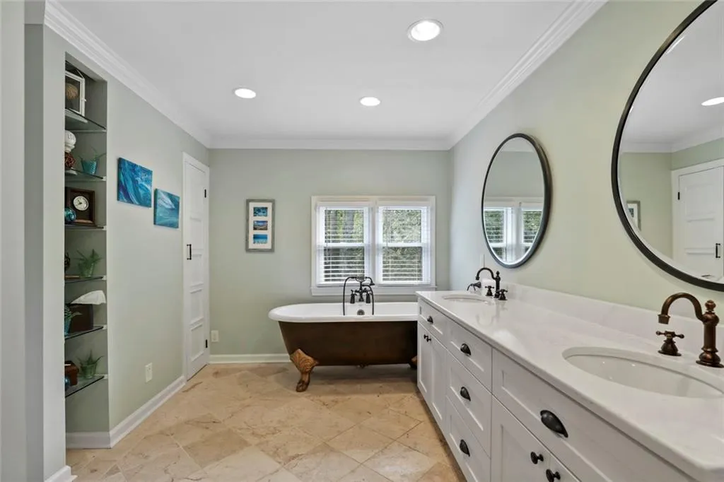 540 Tanacrest Drive, Sandy Springs, Georgia 30328, 3 Bedrooms Bedrooms, ,2 BathroomsBathrooms,Residential,Sold,540 Tanacrest Drive,6962905